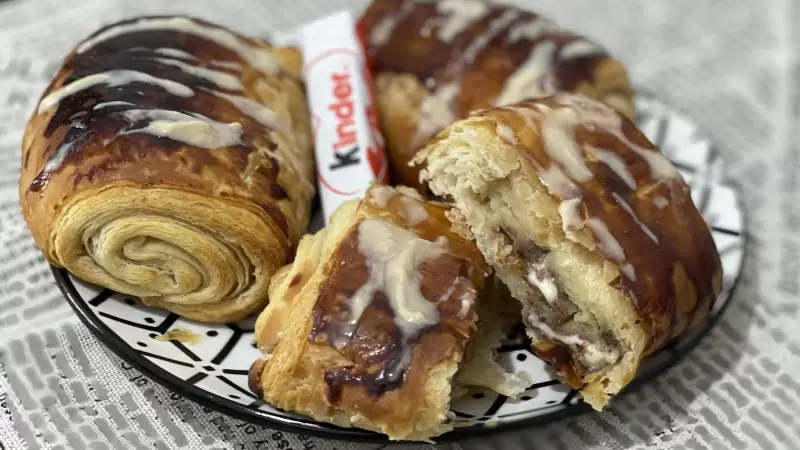 kinder bueno croissant