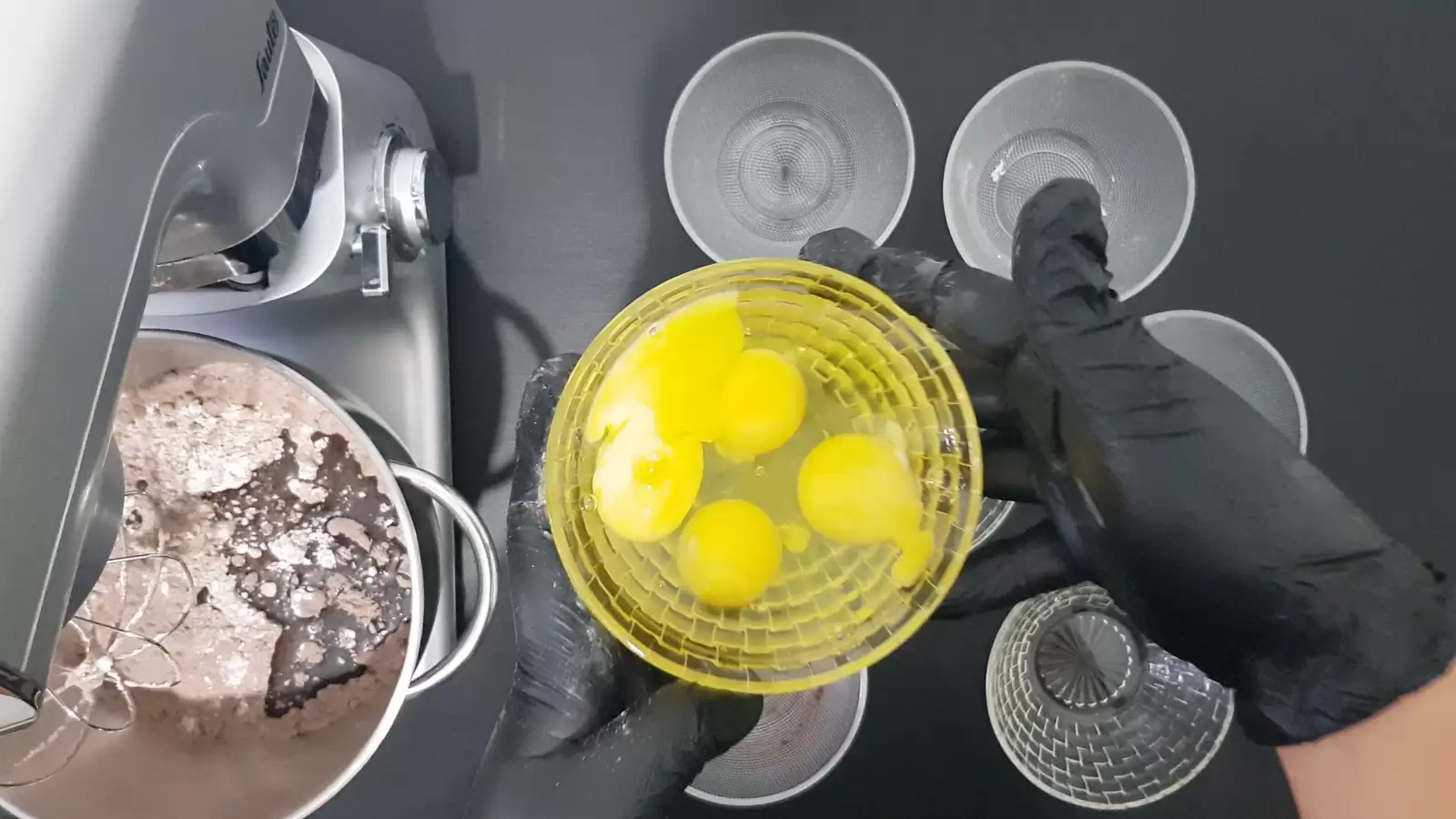 5 empty bowls, bowl with 4 eggs, mixer and bowl