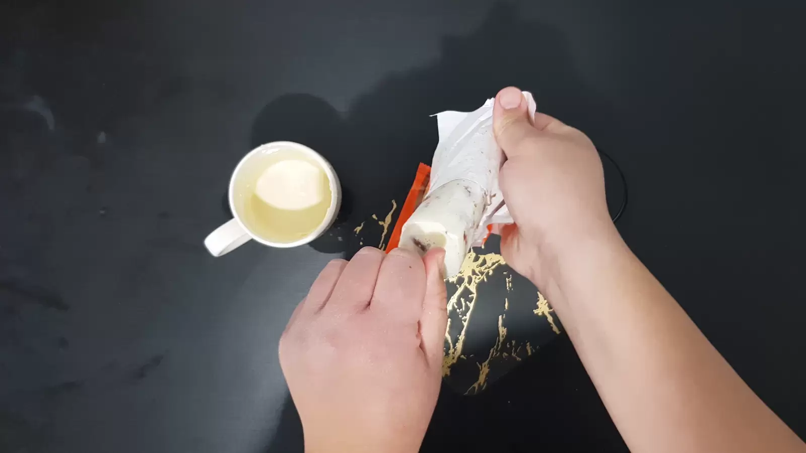 Reeses ice cream, mug with white chocolate